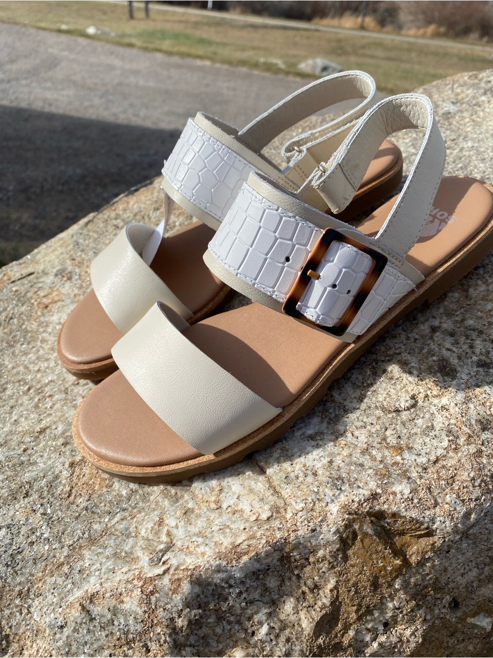 New SOREL Ella™ III Slingback sandals in the color Chalk/Gum.